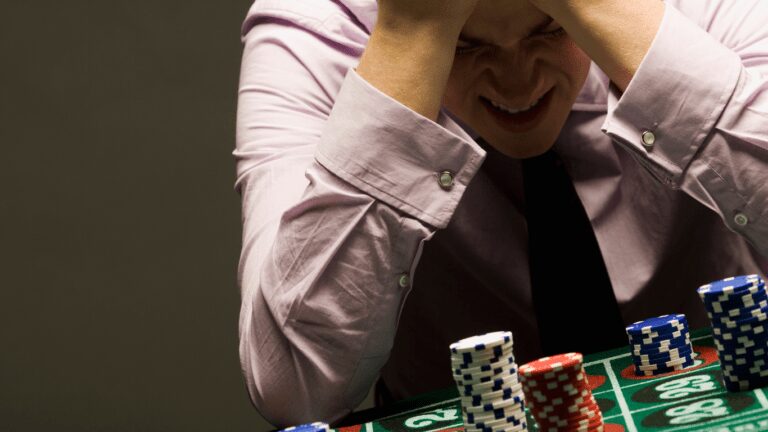 Bankroll Burnout Spot Warning Signs & Regain Financial Control for a Stress-Free Future